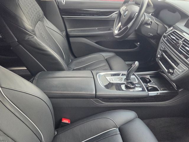 2022 BMW 7 Series 750i xDrive