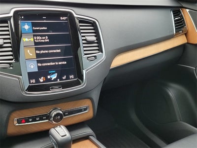 2021 Volvo XC90 T6 Momentum