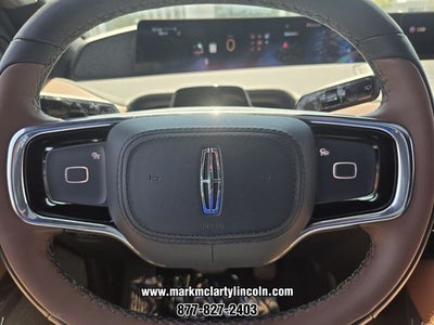 2027 Lincoln Navigator Reserve