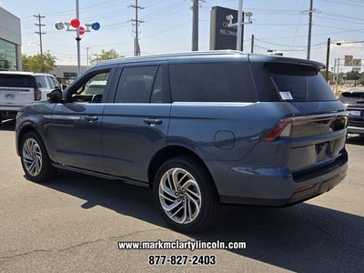 2027 Lincoln Navigator Reserve
