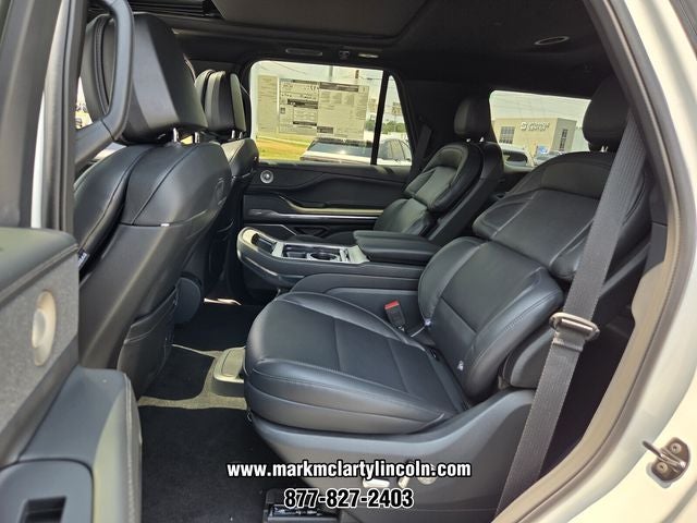 2027 Lincoln Navigator Reserve