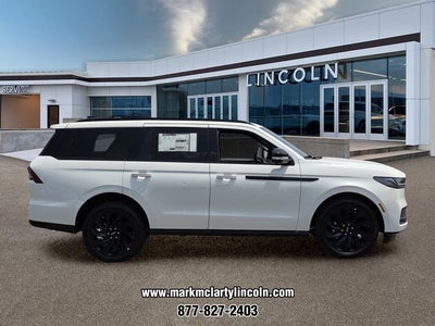 2027 Lincoln Navigator Reserve