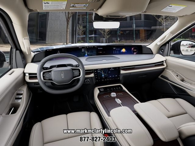 2027 Lincoln Navigator Premiere