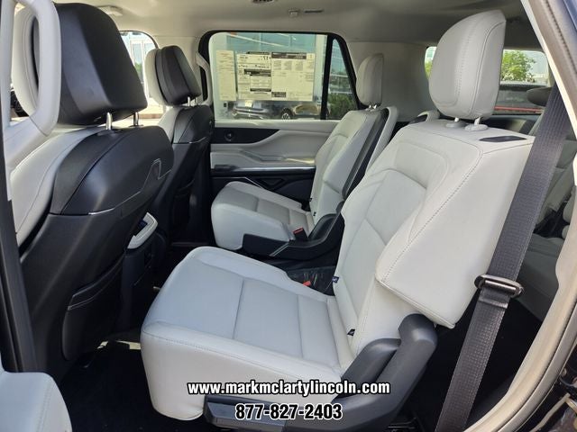 2026 Lincoln Navigator Premiere