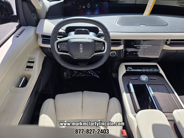 2027 Lincoln Navigator Premiere