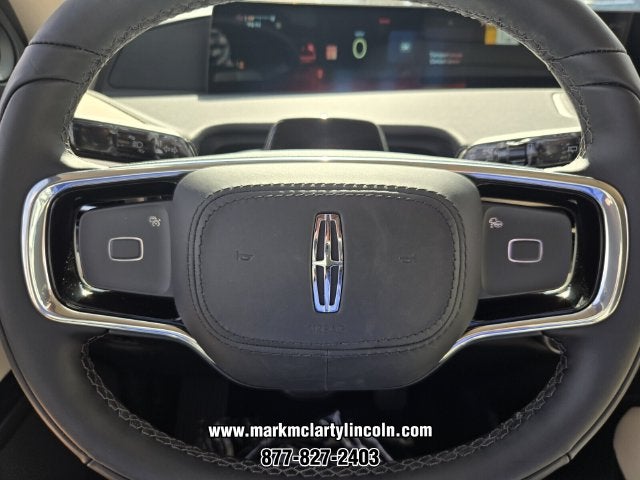 2027 Lincoln Navigator Premiere