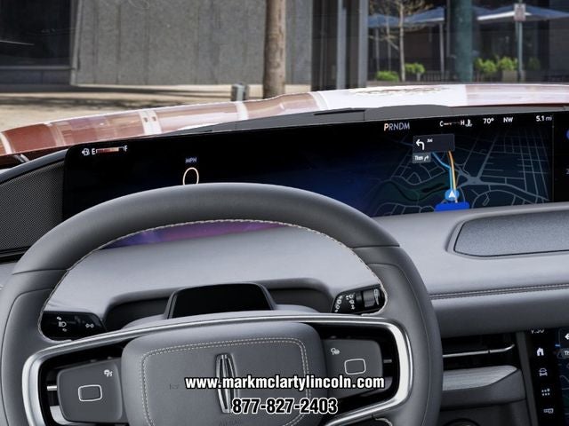 2027 Lincoln Navigator Premiere