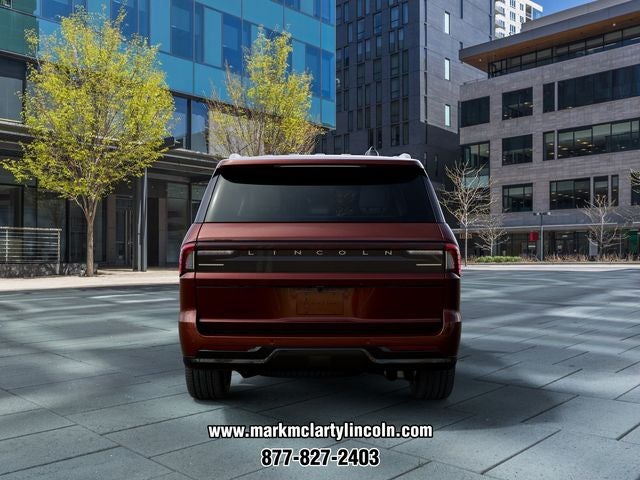 2027 Lincoln Navigator Premiere