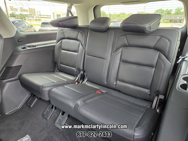 2027 Lincoln Navigator L Premiere