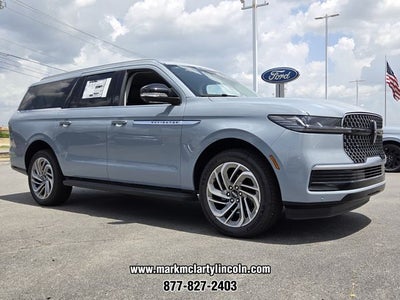 2027 Lincoln Navigator L Premiere