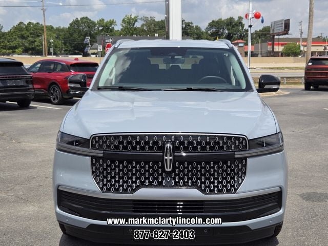 2027 Lincoln Navigator L Premiere