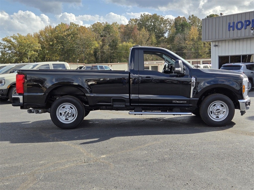 2025 Ford F-350SD XL