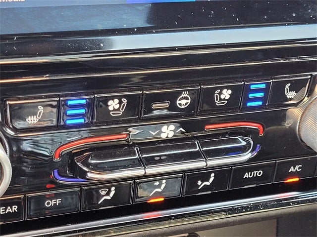 2023 Jeep Grand Cherokee Summit