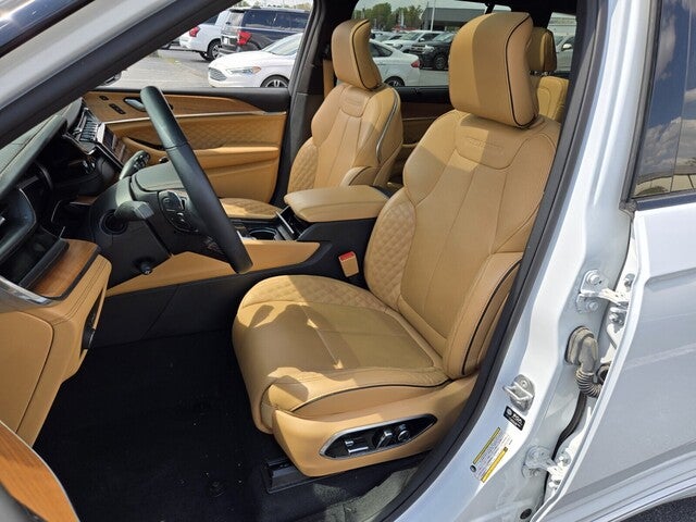 2025 Jeep Grand Cherokee L Summit