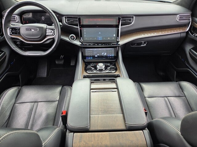 2023 Jeep Grand Wagoneer L Series II