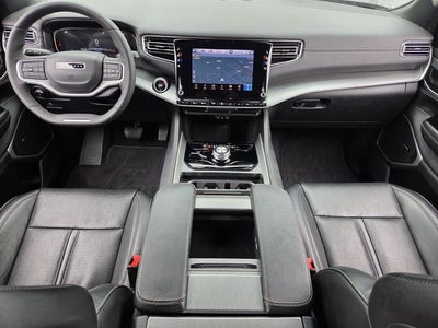 2025 Jeep Wagoneer Base