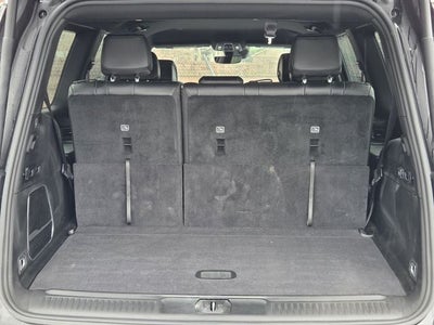 2025 Jeep Wagoneer Base