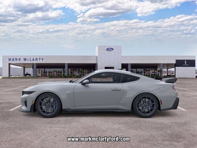 2026 Ford Mustang Dark Horse