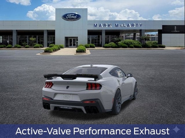 2026 Ford Mustang Dark Horse