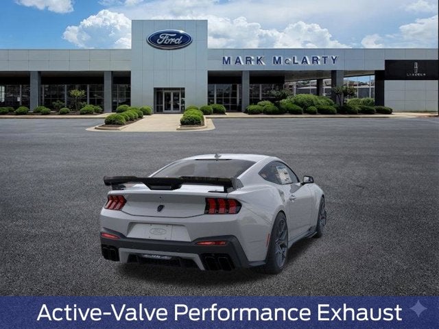 2026 Ford Mustang Dark Horse
