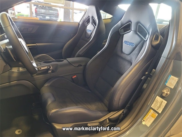 2025 Ford Mustang Dark Horse