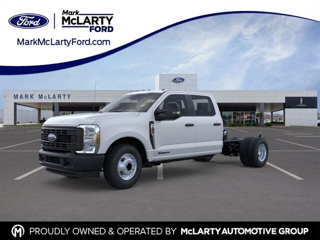 2026 Ford F-350 Super Duty Chassis Cab