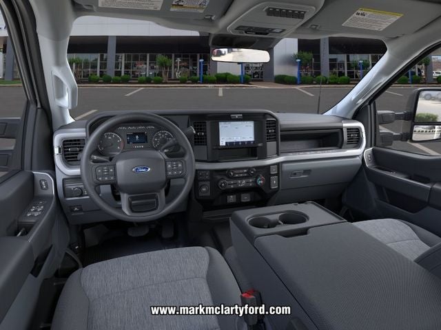 2026 Ford F-350SD DRW