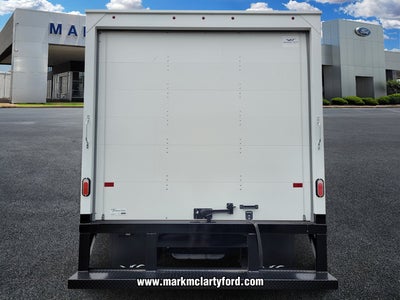 2025 Ford E-450SD Base DRW