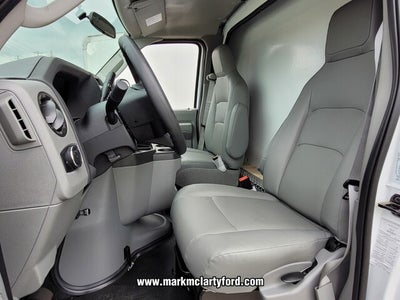 2025 Ford E-450SD Base DRW