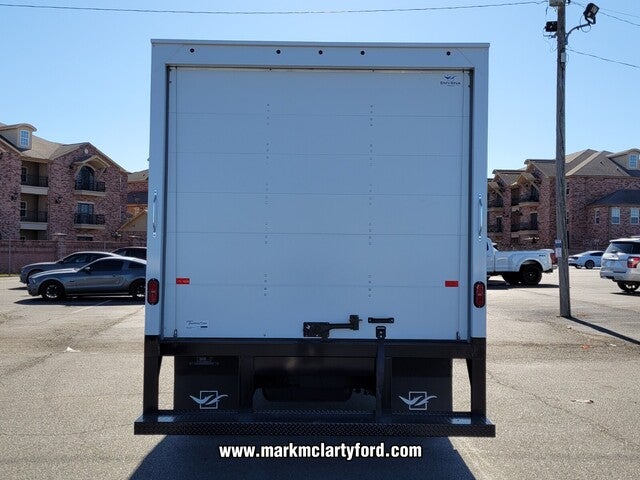 2026 Ford E-450SD Base DRW