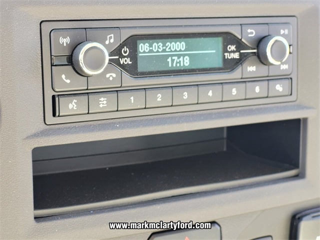 2026 Ford E-450SD Base DRW