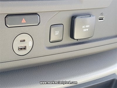 2026 Ford E-450SD Base DRW