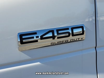 2026 Ford E-450SD Base DRW