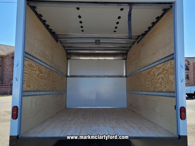 2026 Ford E-450SD Base DRW