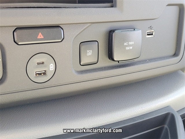 2026 Ford E-450SD Base DRW