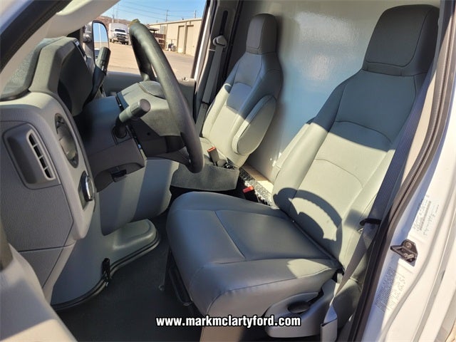 2026 Ford E-450SD Base DRW