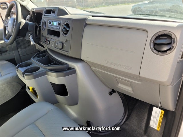 2026 Ford E-450SD Base DRW