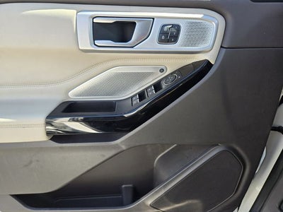 2021 Ford Explorer Platinum