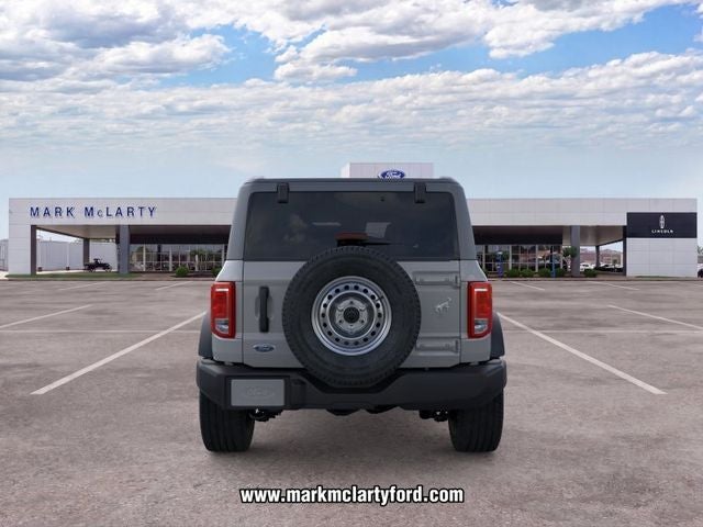 2026 Ford Bronco Base