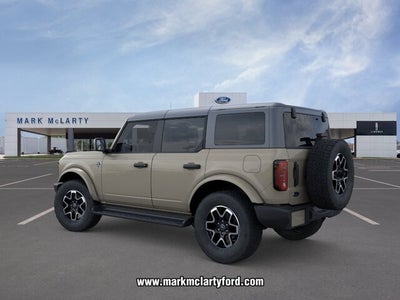 2026 Ford Bronco Outer Banks