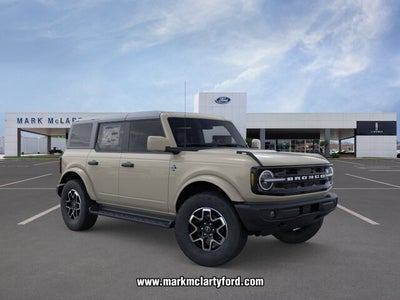 2026 Ford Bronco Outer Banks