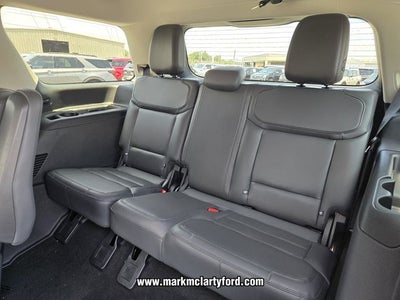 2026 Ford Expedition Active
