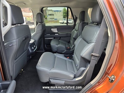 2027 Ford Expedition Active