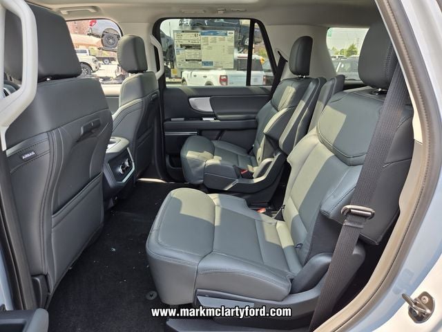 2027 Ford Expedition Active