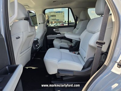2027 Ford Expedition Platinum