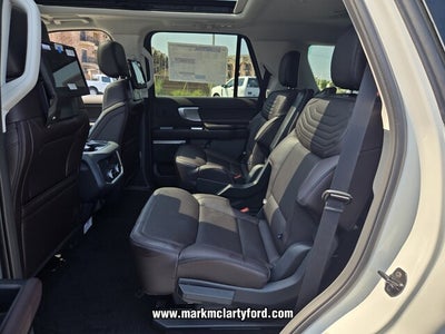 2027 Ford Expedition Platinum