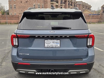 2025 Ford Explorer Active