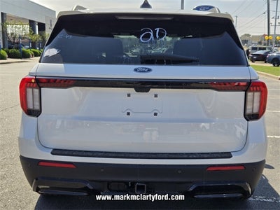 2025 Ford Explorer ST-Line
