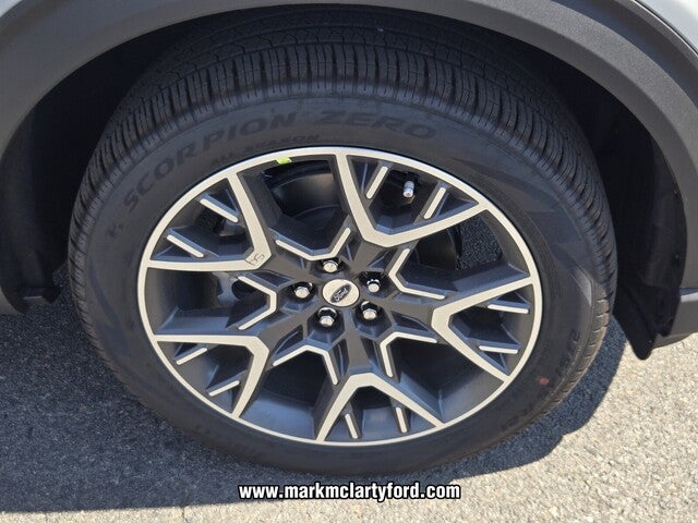 2027 Ford Explorer Platinum
