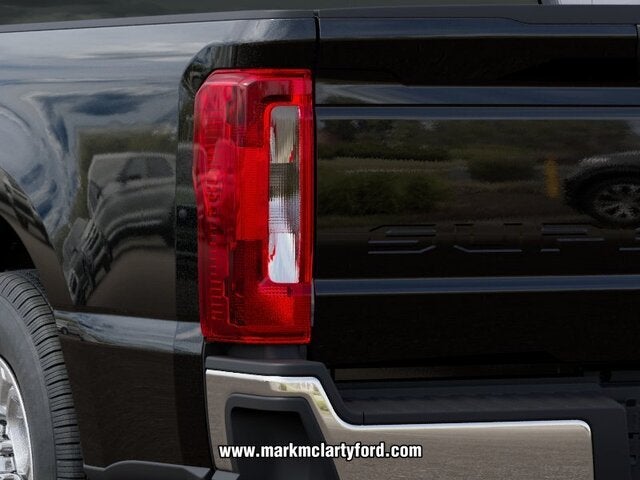 2027 Ford F-350SD XLT